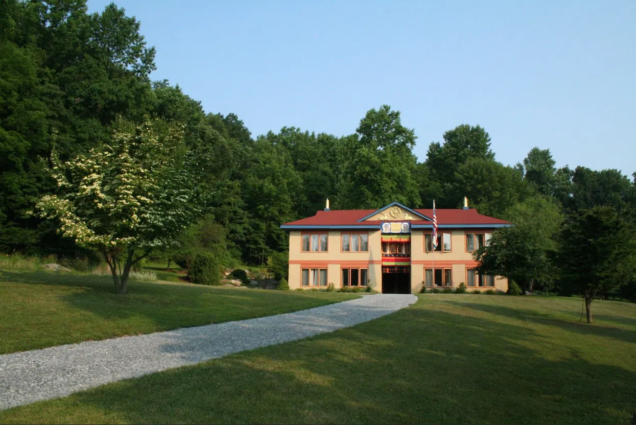 Main Temple - Tibetian Buddha Learning Center Labsum
